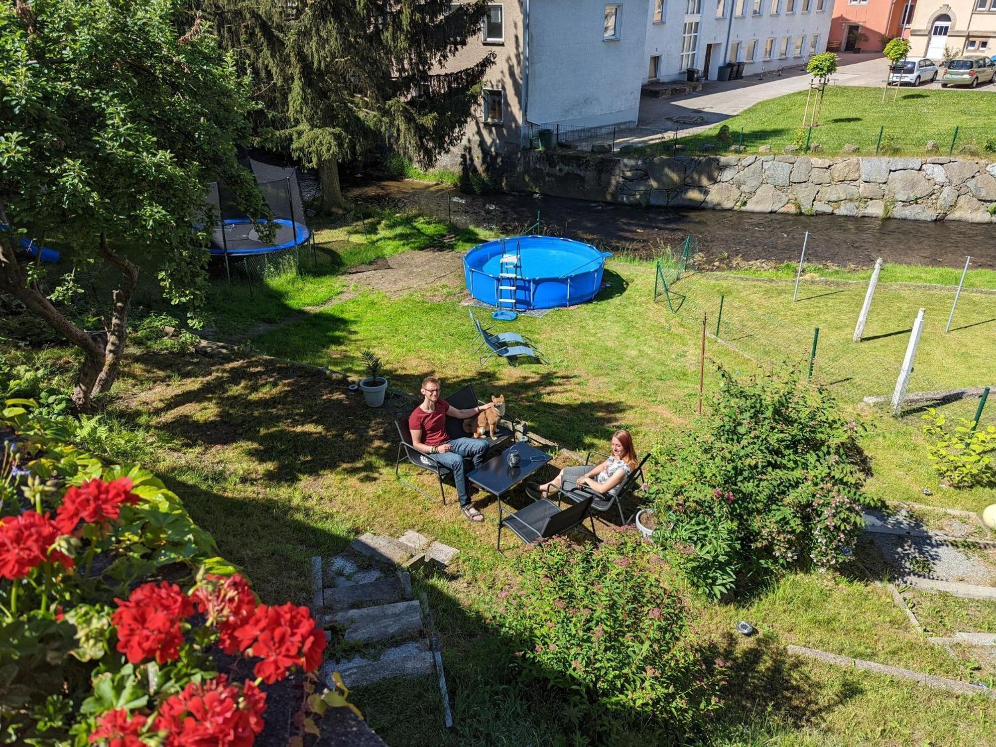 Zi2 - Urlaubsmagie - Whirlpool, Sauna Und Garten Apartamento Sebnitz Exterior foto