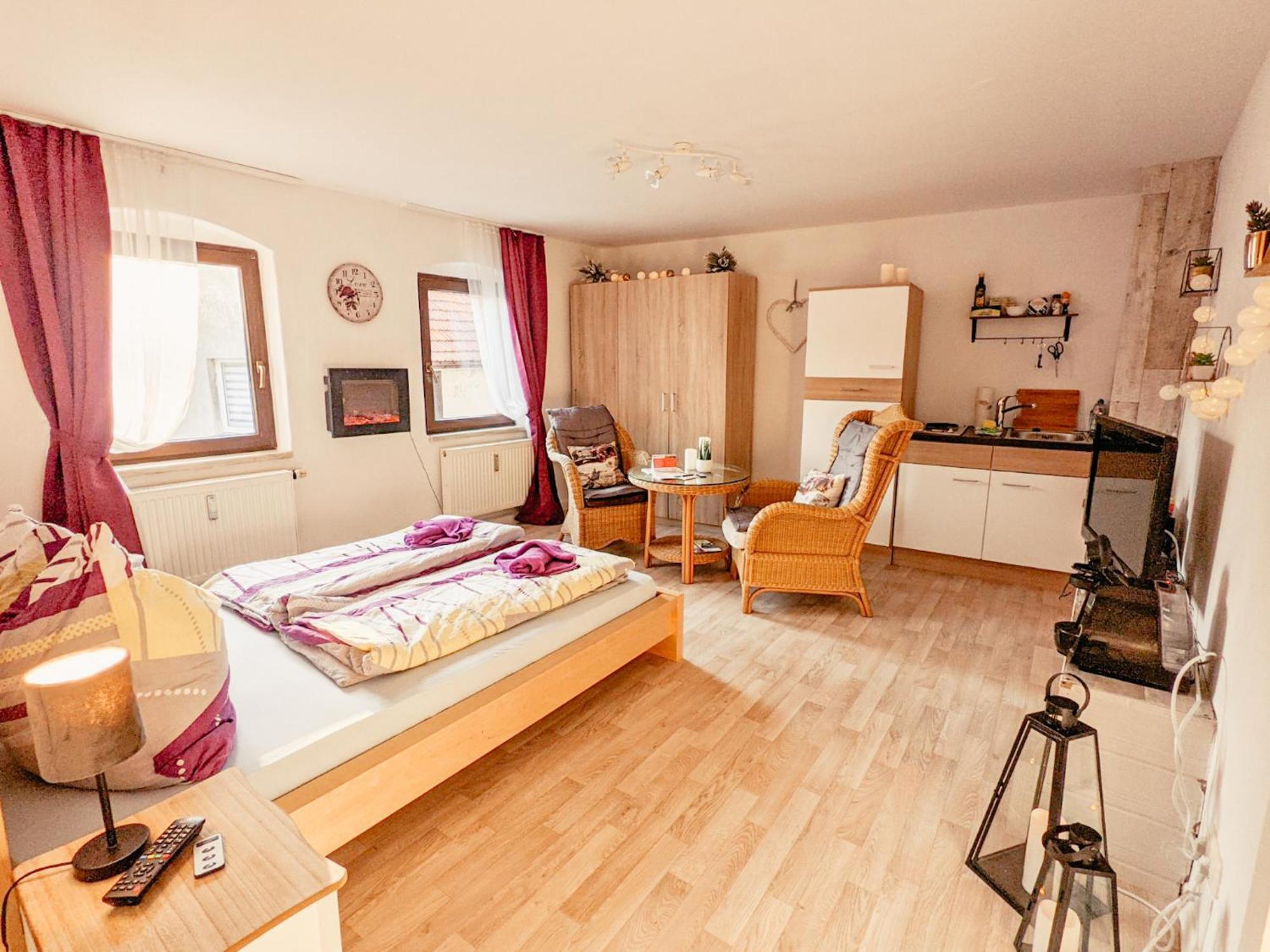 Zi2 - Urlaubsmagie - Whirlpool, Sauna Und Garten Apartamento Sebnitz Exterior foto
