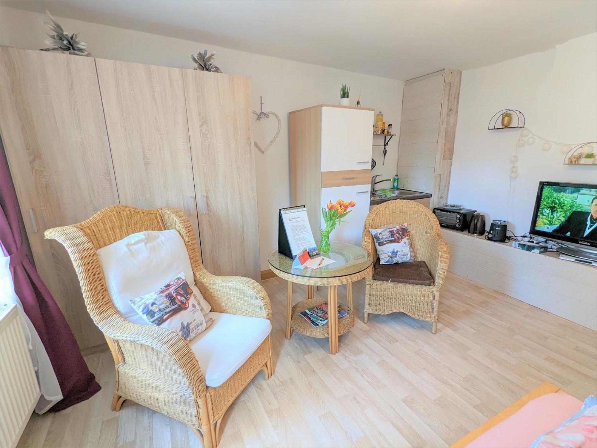 Zi2 - Urlaubsmagie - Whirlpool, Sauna Und Garten Apartamento Sebnitz Exterior foto